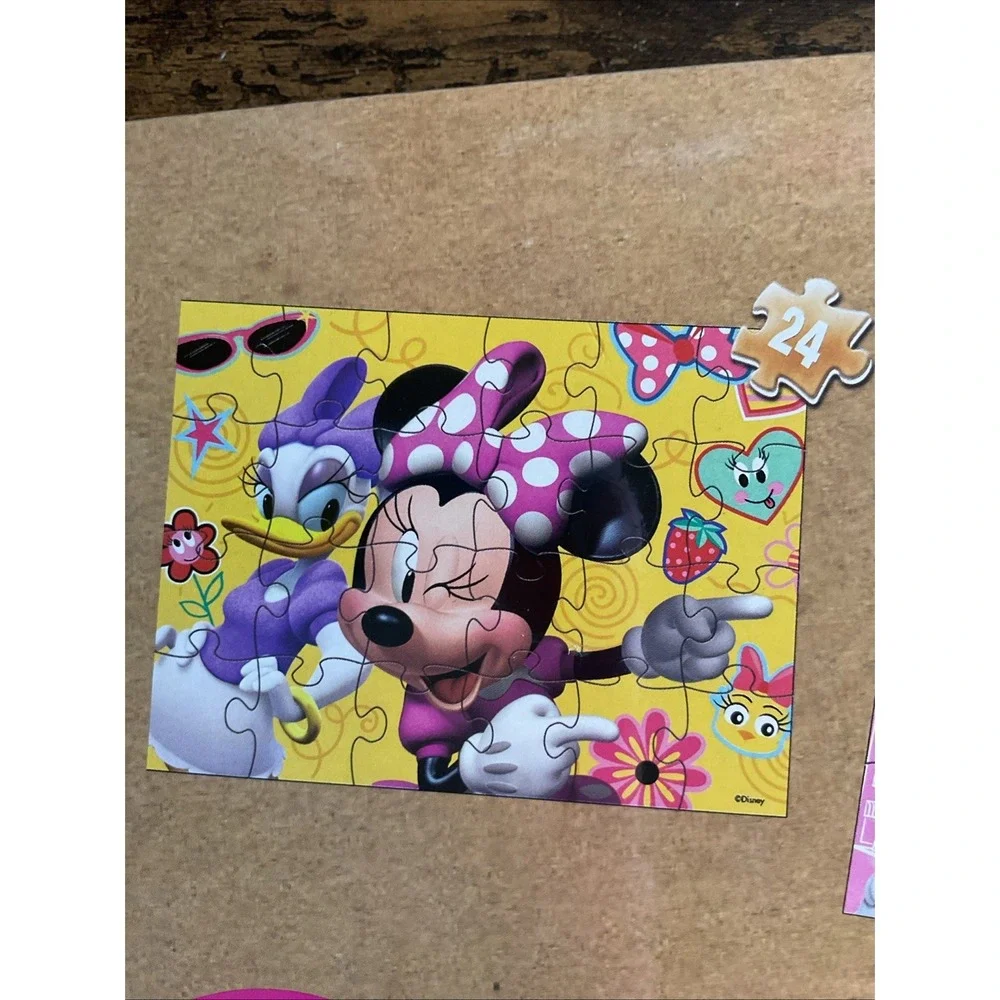 Minnie Mouse Puzzle Set of 5 Wood Puzzles Disney Junior Kids Present In Wood Box